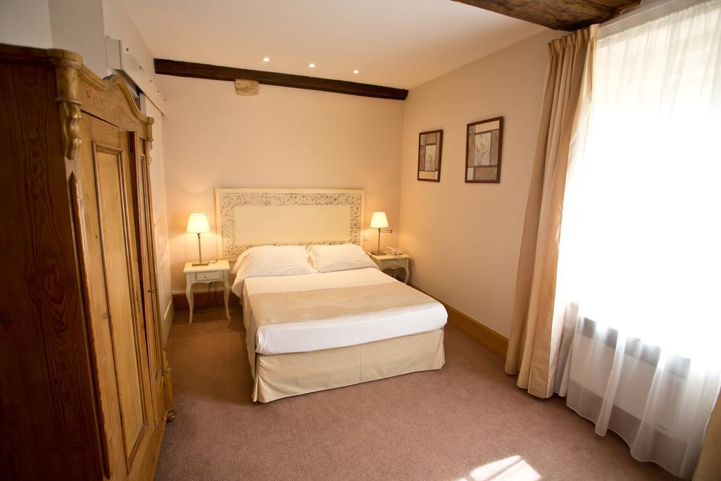 Hotel L'Oree Des Vignes Gilly-les-Citeaux Bagian luar foto