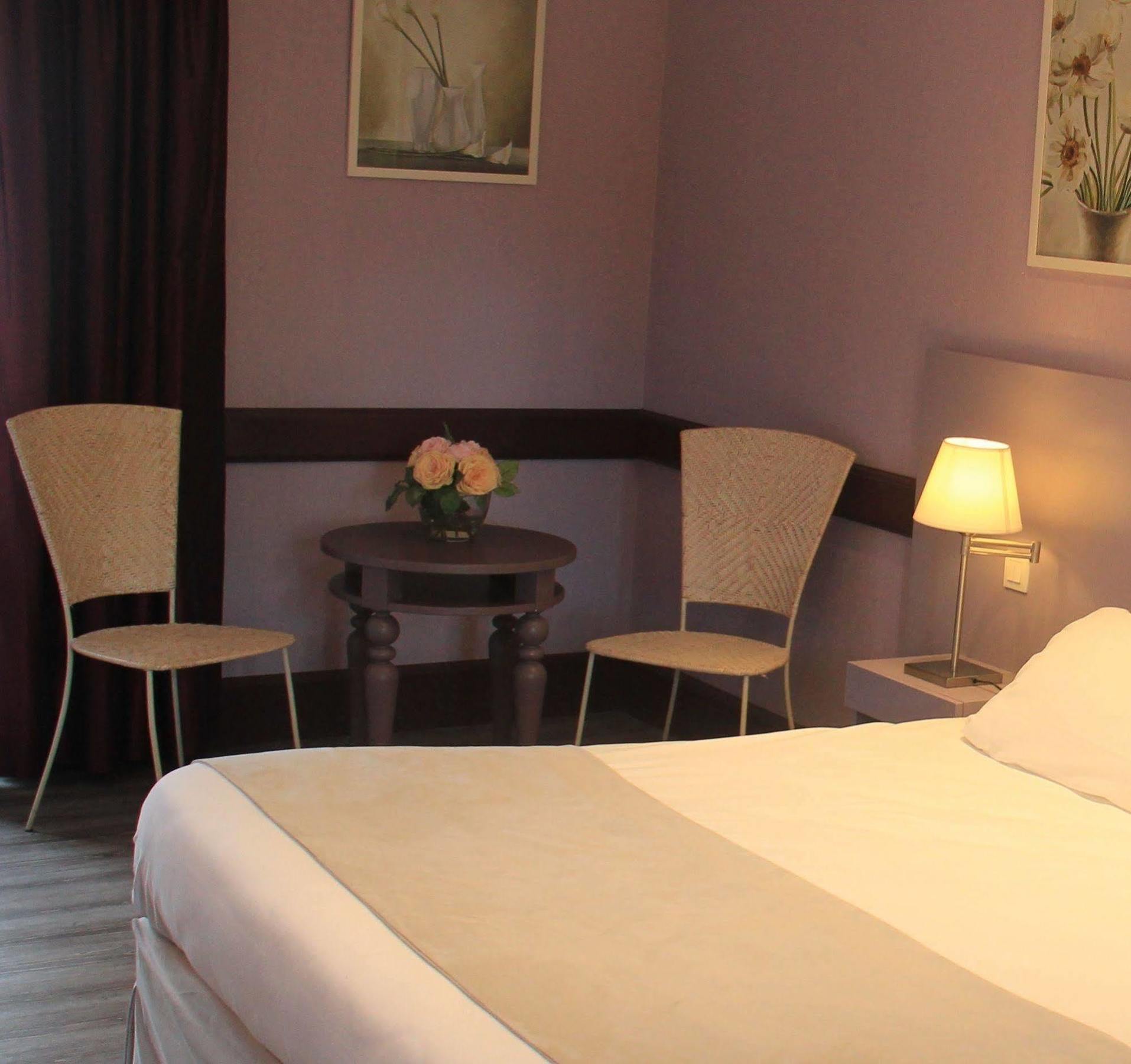 Hotel L'Oree Des Vignes Gilly-les-Citeaux Bagian luar foto